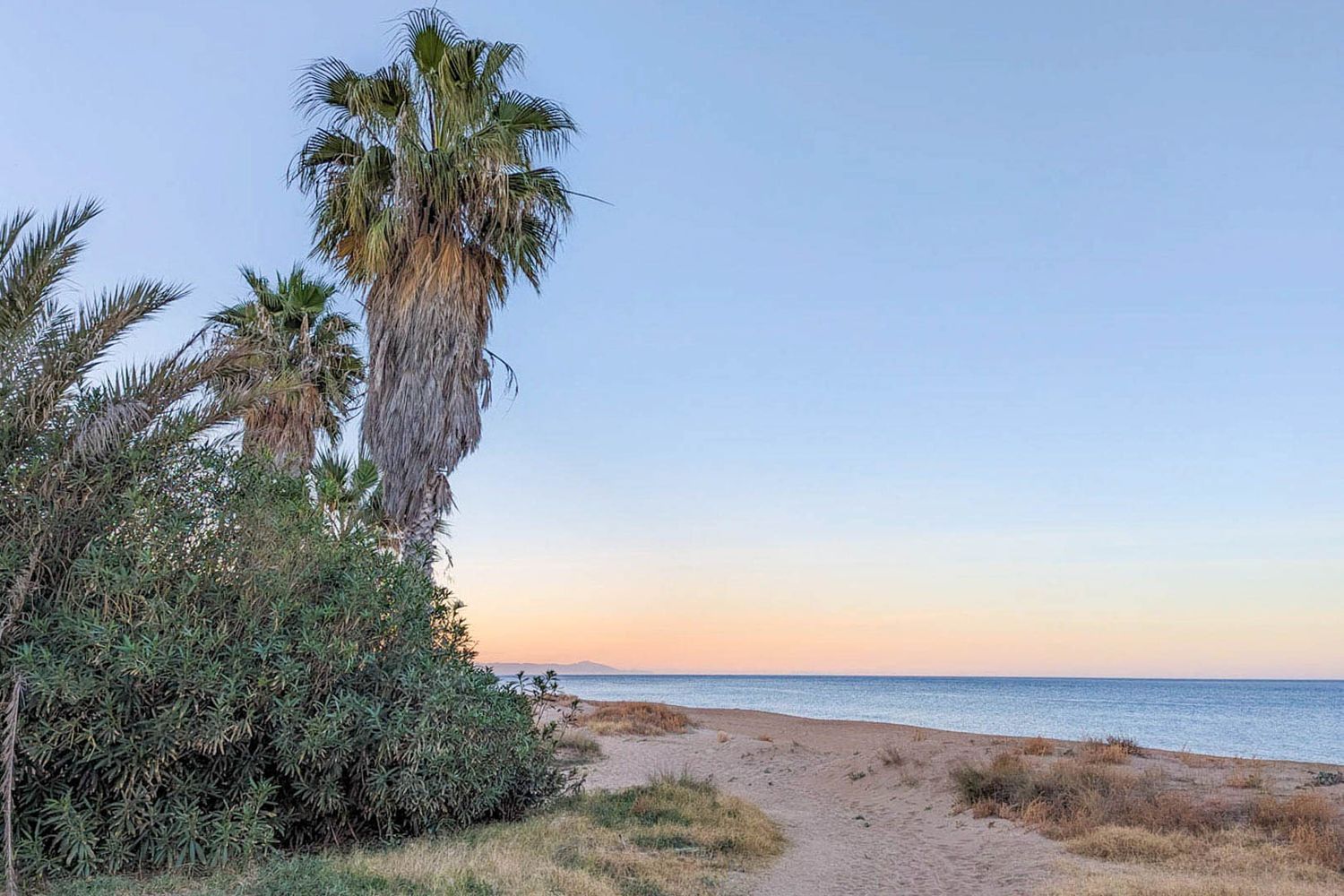 Villa de luxe à vendre à Dénia avec piscine privée et vue Montgó