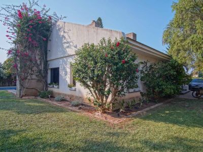 Villa de luxe à vendre à Dénia avec piscine privée et vue Montgó