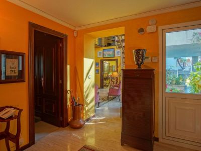Villa de luxe à vendre à Dénia avec piscine privée et vue Montgó