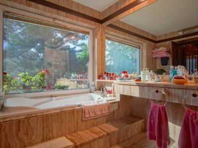 Villa de luxe à vendre à Dénia avec piscine privée et vue Montgó