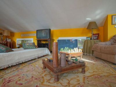 Villa de luxe à vendre à Dénia avec piscine privée et vue Montgó