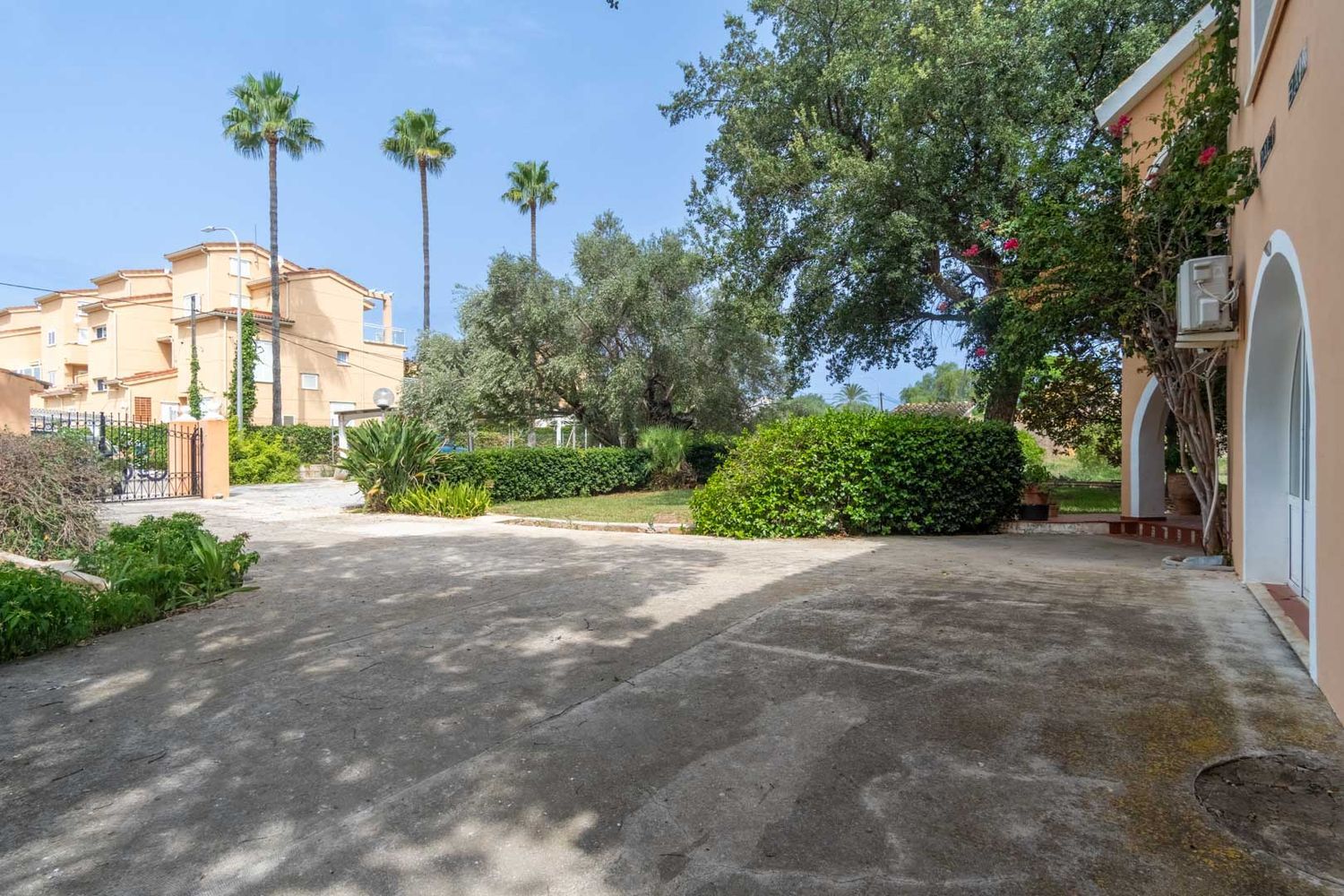 Chalet de 5 chambres à vendre à Las Marinas, Dénia, à 550m de la plage