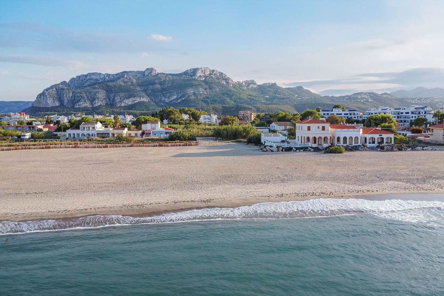 Chalet de 5 chambres à vendre à Las Marinas, Dénia, à 550m de la plage