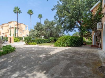 Chalet de 5 chambres à vendre à Las Marinas, Dénia, à 550m de la plage