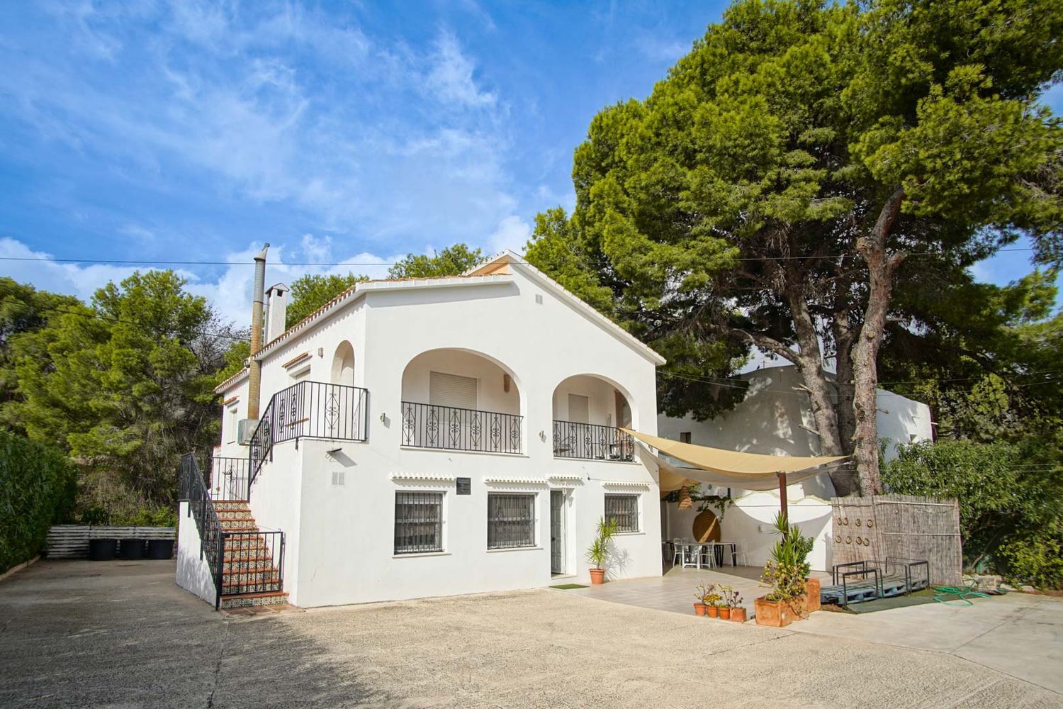 Villa indépendante à vendre à Las Rotas, Dénia, avec restaurant et vue mer