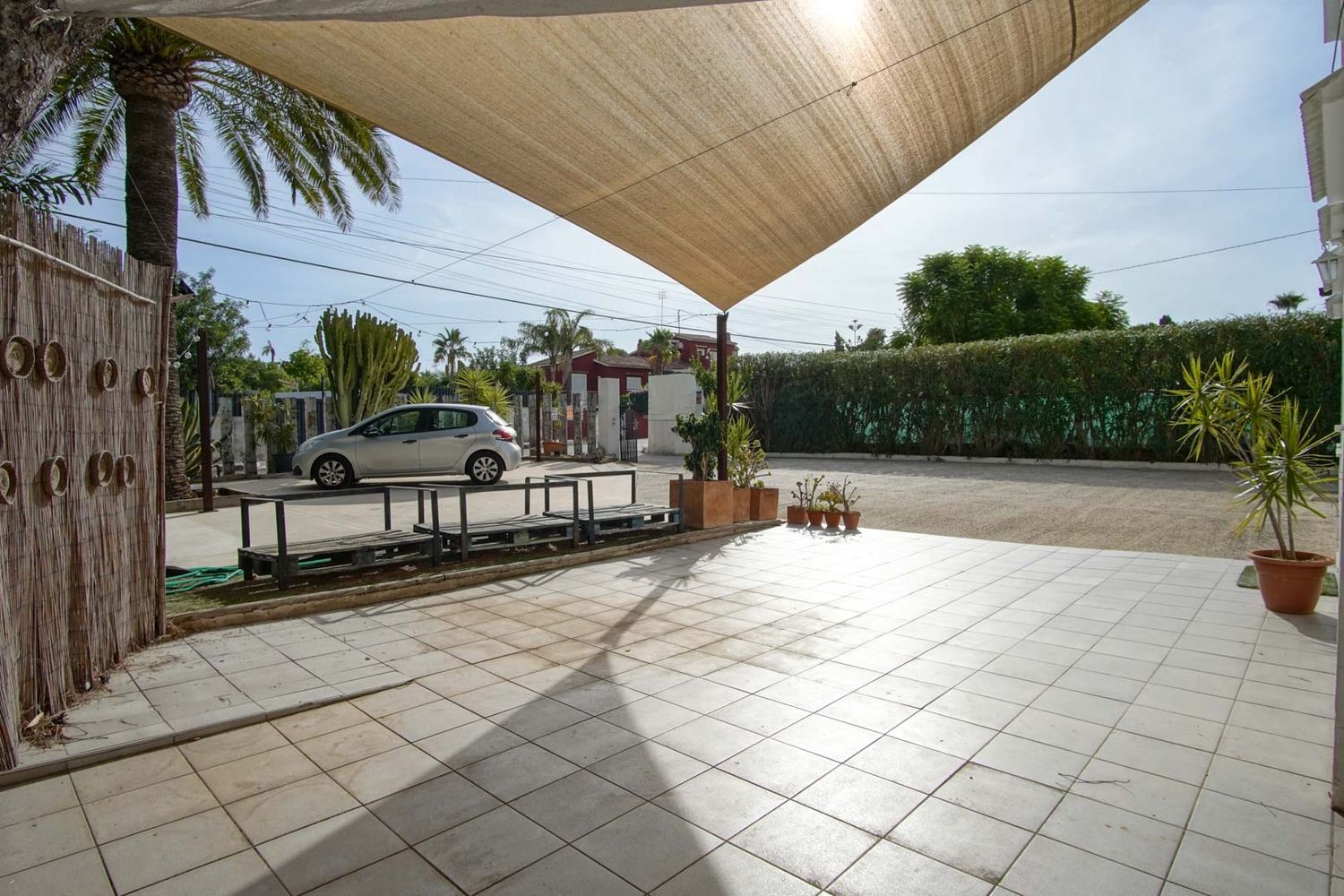 Villa indépendante à vendre à Las Rotas, Dénia, avec restaurant et vue mer