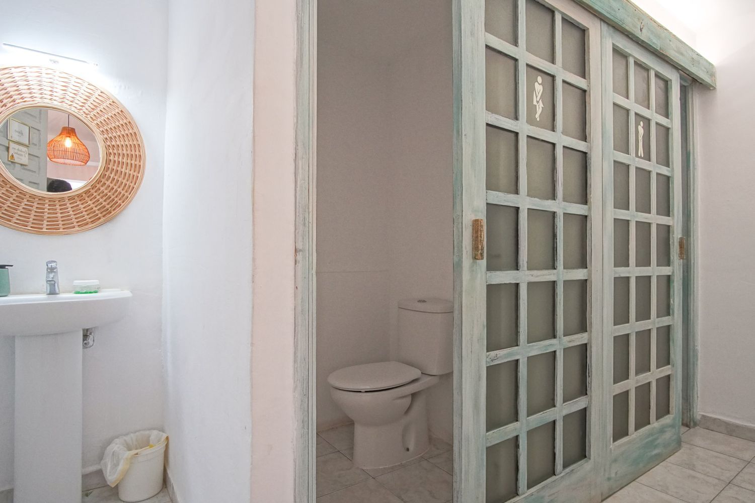 Villa indépendante à vendre à Las Rotas, Dénia, avec restaurant et vue mer