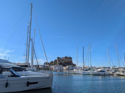 Villa indépendante à vendre à Las Rotas, Dénia, avec restaurant et vue mer