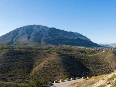 Villa indépendante à vendre à Las Rotas, Dénia, avec restaurant et vue mer