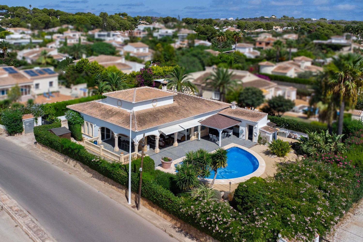 Villa traditionnelle à vendre à Jávea, Costa Nova, avec piscine et proche des criques