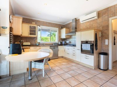 Villa traditionnelle à vendre à Jávea, Costa Nova, avec piscine et proche des criques