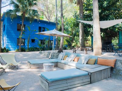 Ecolodge composé de 5 maisons indépendantes dans un jardin tropical de 20.000 m² à Sagra