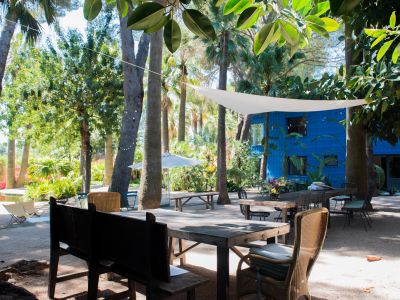 Ecolodge composé de 5 maisons indépendantes dans un jardin tropical de 20.000 m² à Sagra