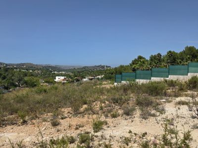 Terrain urbain avec permis de construire à vendre à Jávea