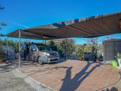 Parking couvert