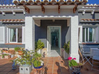 Entrée principale de la maison