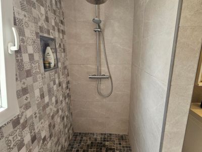 Douche à l'italienne