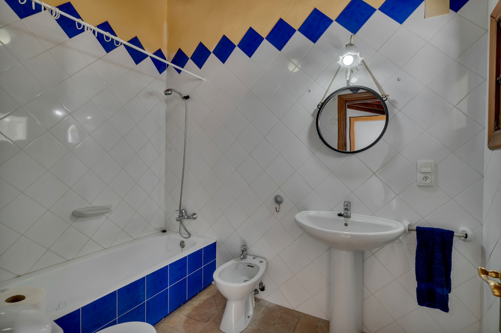 Salle de bains complète