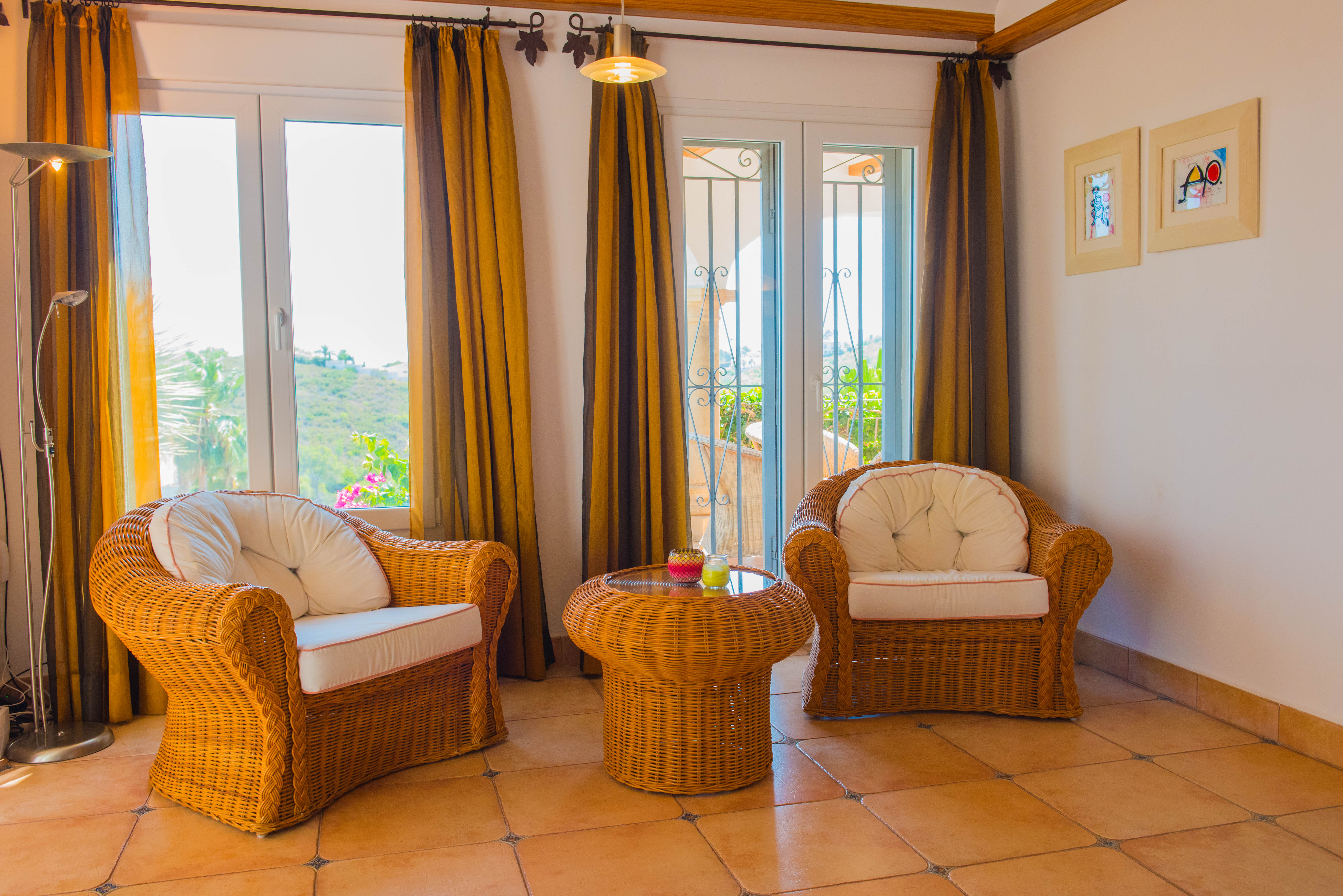 Villa à vendre à Jávea, vue sur la mer et grand terrain