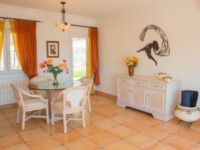 Villa à vendre à Jávea, vue sur la mer et grand terrain