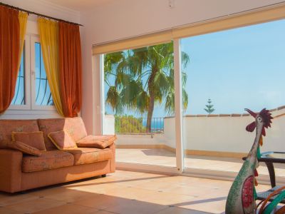 Villa à vendre à Jávea, vue sur la mer et grand terrain