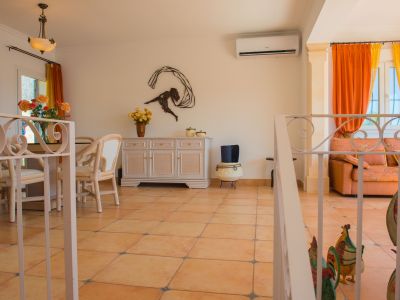 Villa à vendre à Jávea, vue sur la mer et grand terrain