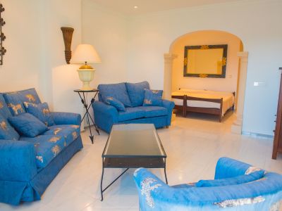 Villa à vendre à Jávea, vue sur la mer et grand terrain