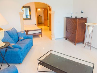 Villa à vendre à Jávea, vue sur la mer et grand terrain