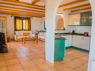 Villa à vendre à Jávea, vue sur la mer et grand terrain