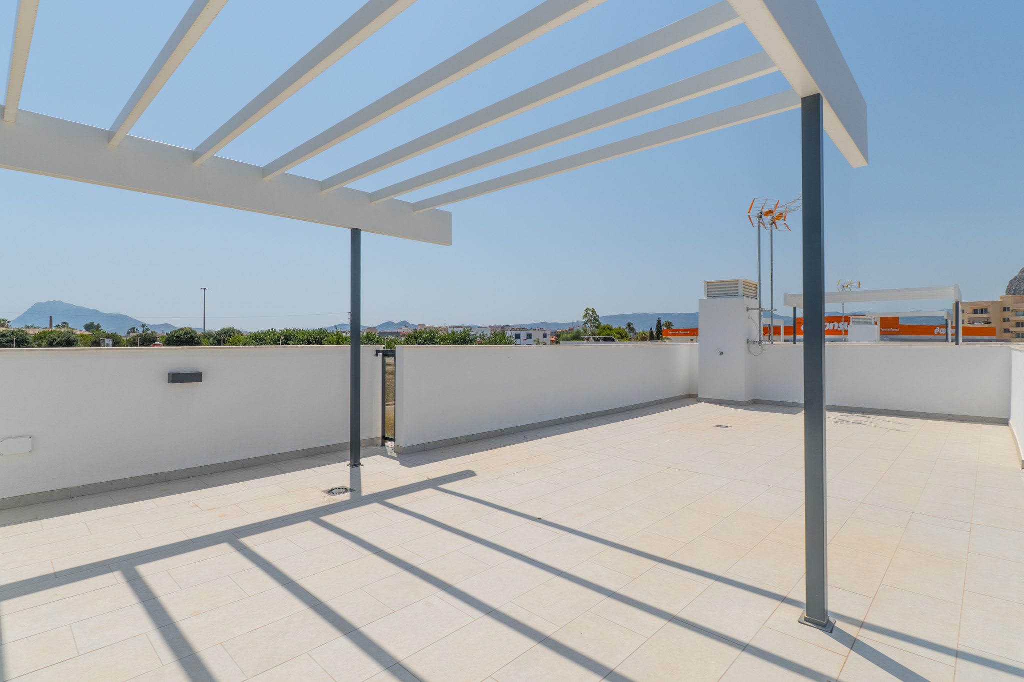 Toit-terrasse avec pergola Toit-terrasse avec pergola