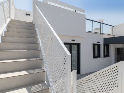 Escalier extérieur vers le solarium