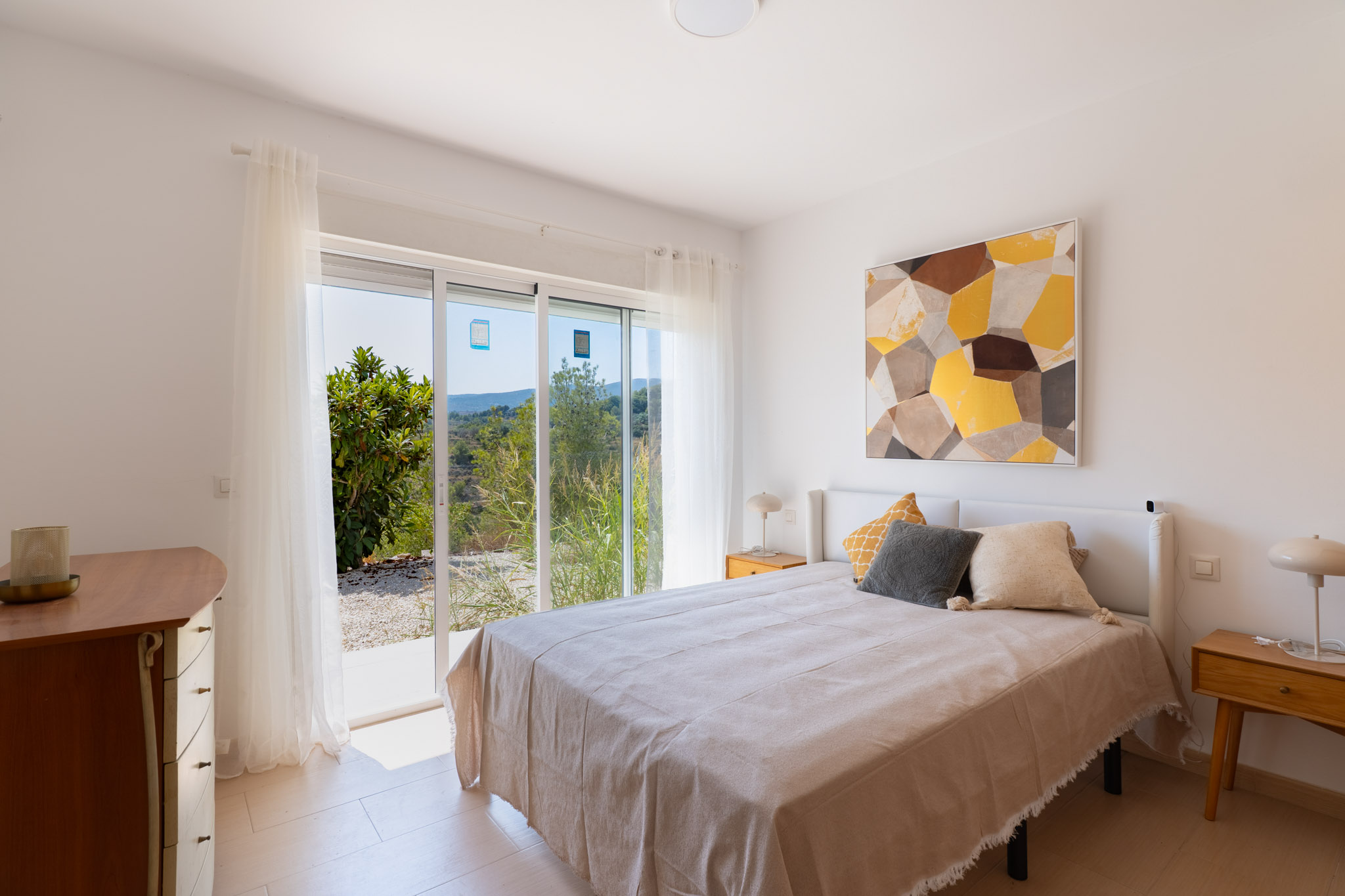 Chambre avec accès au jardin