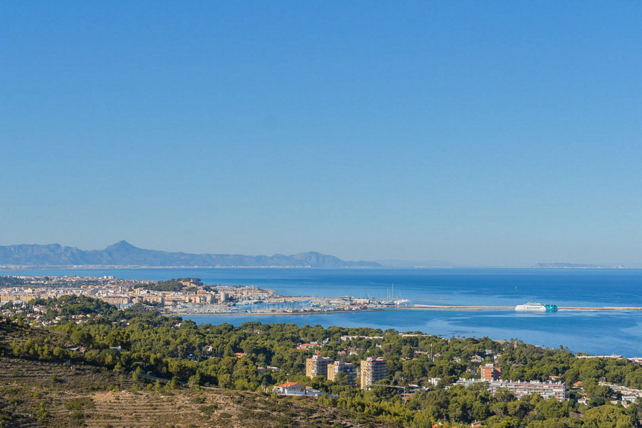 Vue panoramique sur la mer