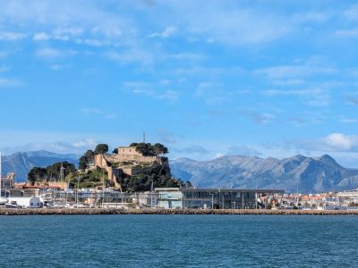 Vue sur mer et château