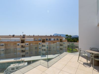 Terrasse avec vue sur la montagne