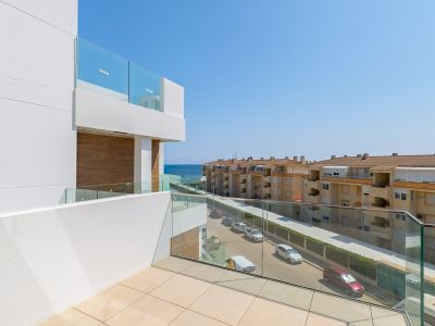 Terrasse avec vue sur la mer