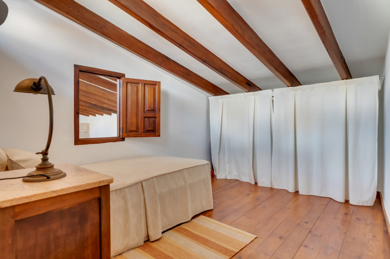 Chambre mansardée