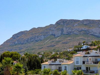 Vue sur la montagne du Montgó