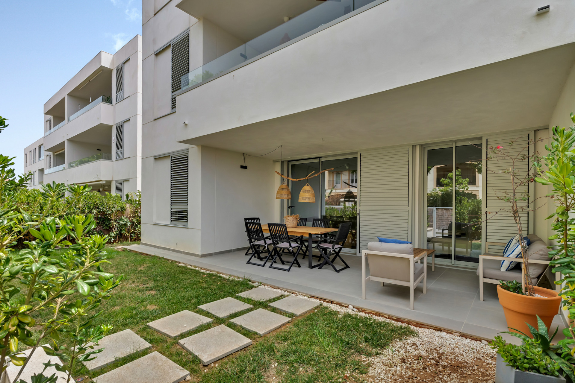Terrasse et jardin privé