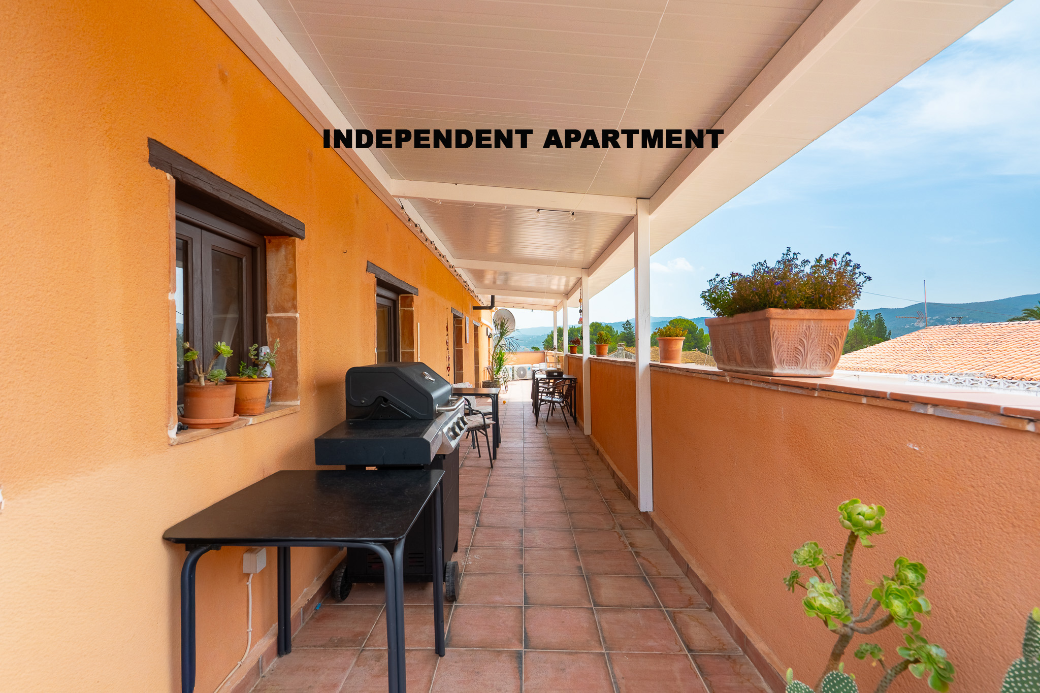 Terrasse couverte de l'appartement