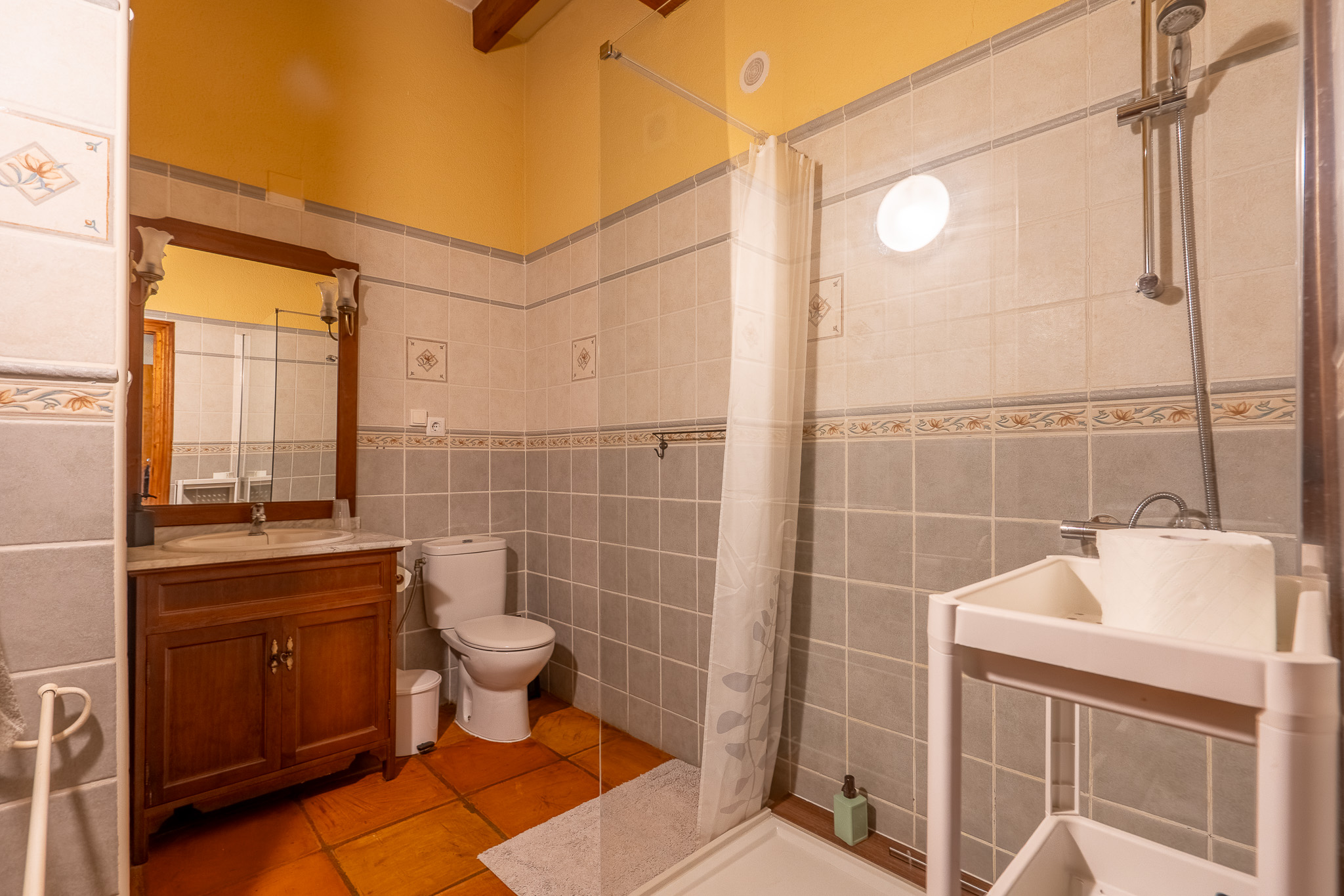 Salle d'eau attenante
