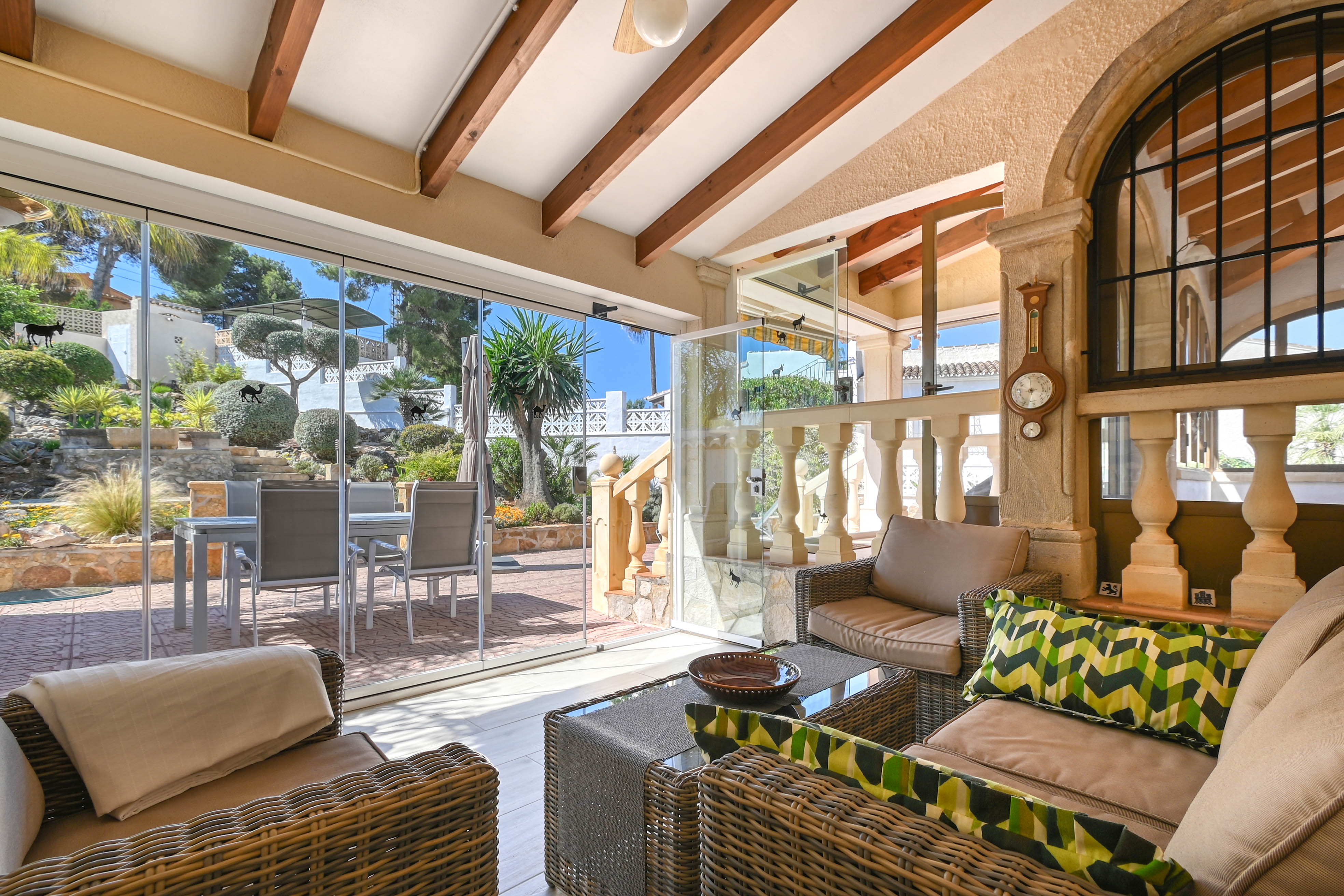 Villa méditerranéenne avec appartement d’invités, piscine et jardin à Jávea Villa méditerranéenne avec appartement d’invités, piscine et jardin à Jávea