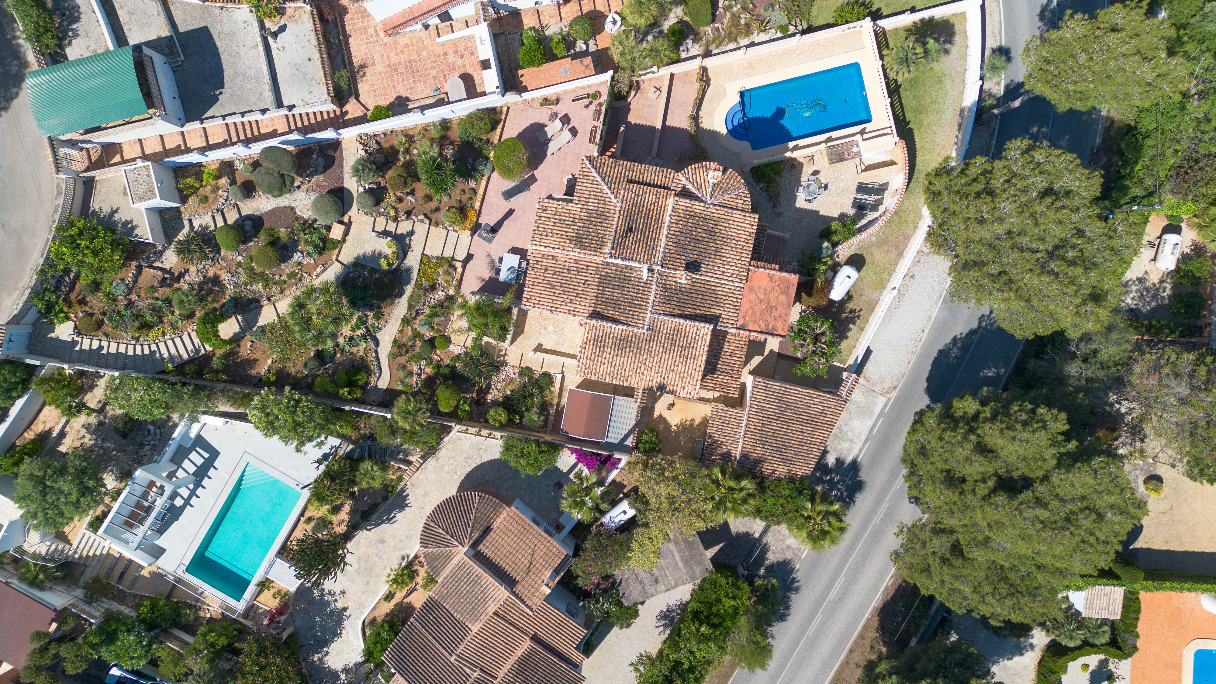 Villa méditerranéenne avec appartement d’invités, piscine et jardin à Jávea Villa méditerranéenne avec appartement d’invités, piscine et jardin à Jávea