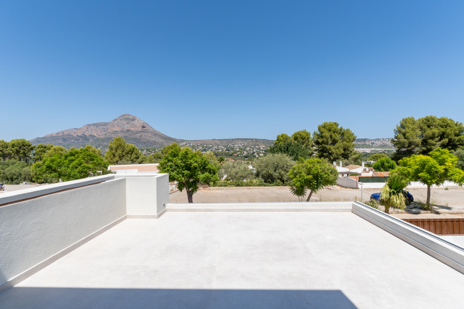 Terrasse avec vue sur le Montgó