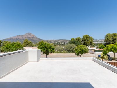 Terrasse avec vue sur le Montgó