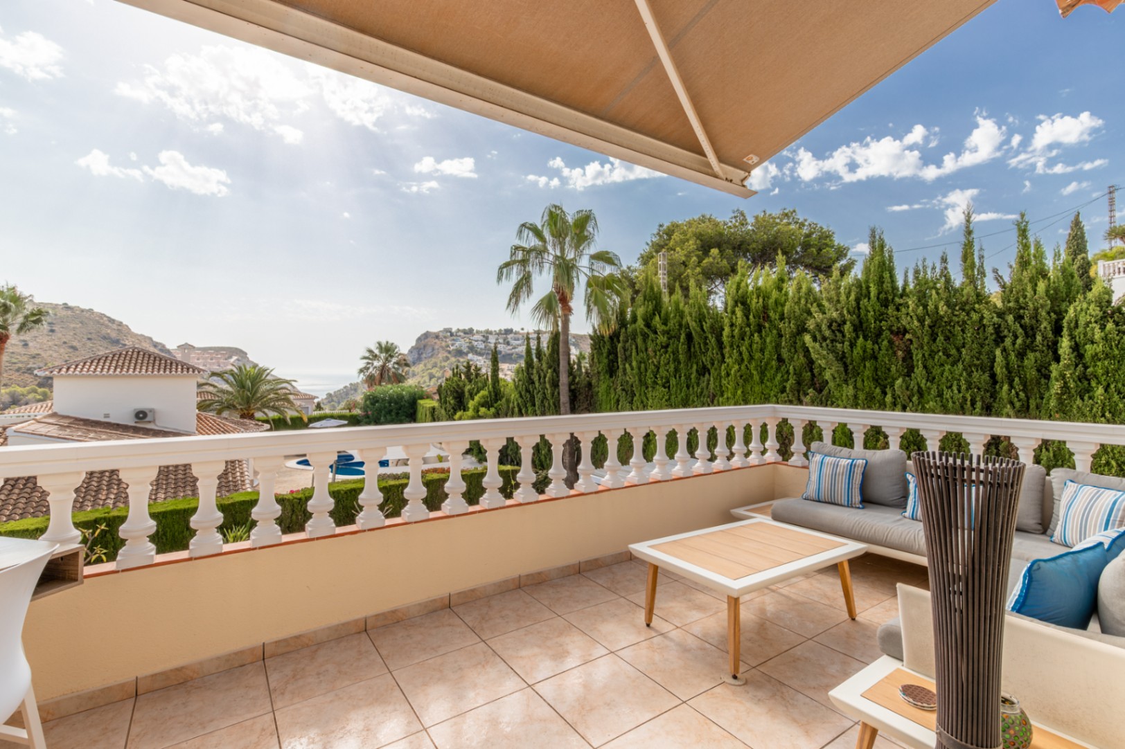 Terrasse avec vue