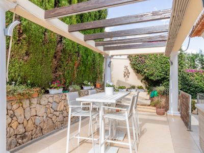 Terrasse avec pergola