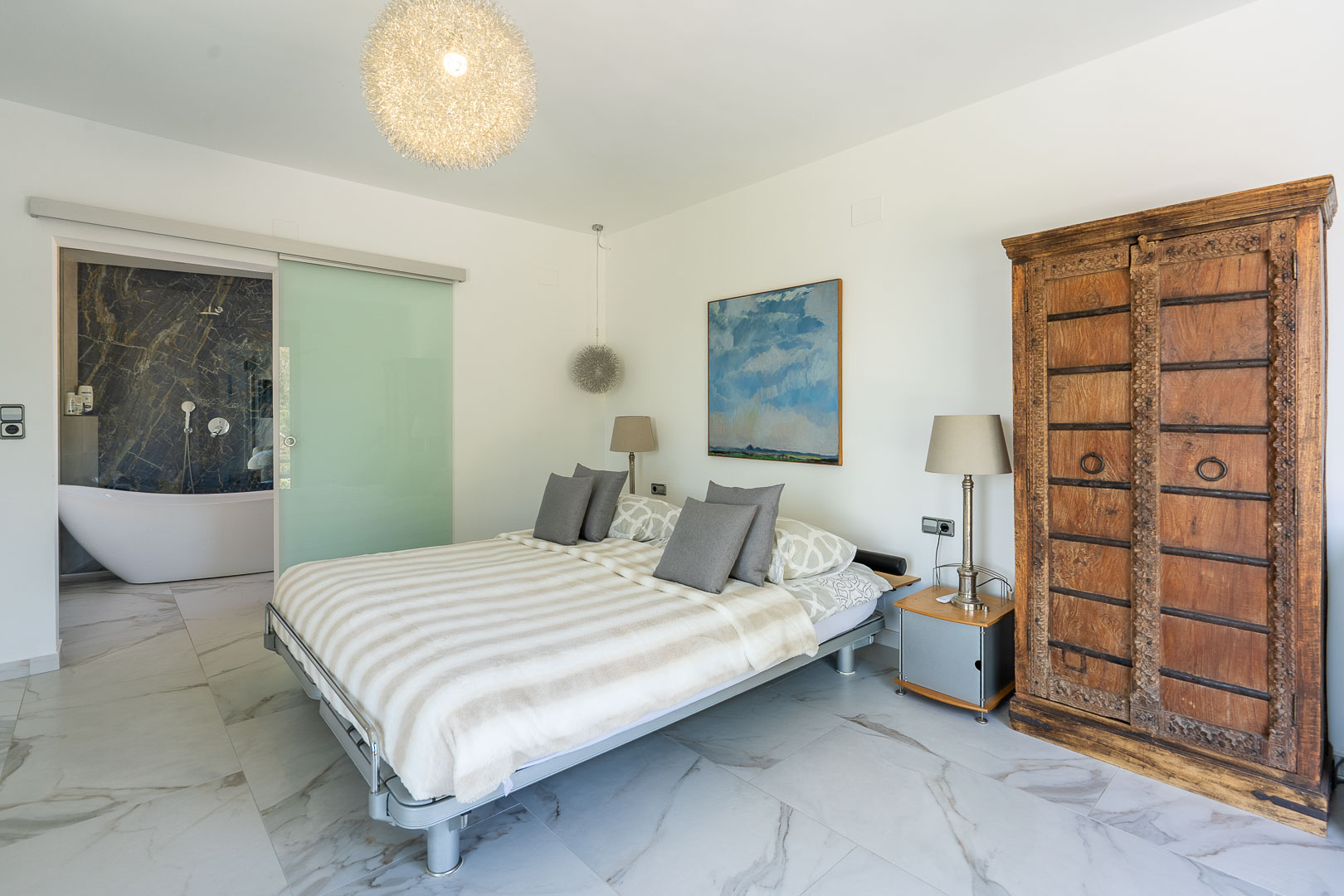 Chambre avec salle de bains