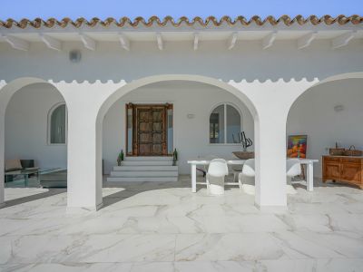 Terrasse couverte avec arches