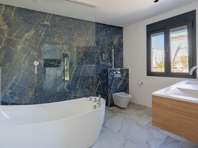 Salle de bains attenante